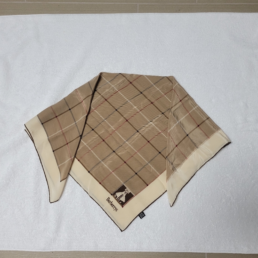 Vintage Burberrys Silk Scarf. - Picture 8 of 14